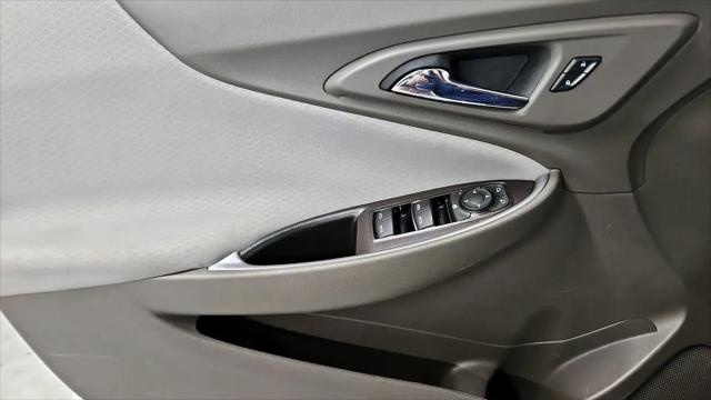 2022 Chevrolet Malibu FWD LT