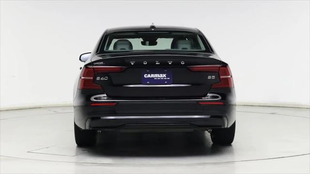 2024 Volvo S60 B5 Plus Dark Theme