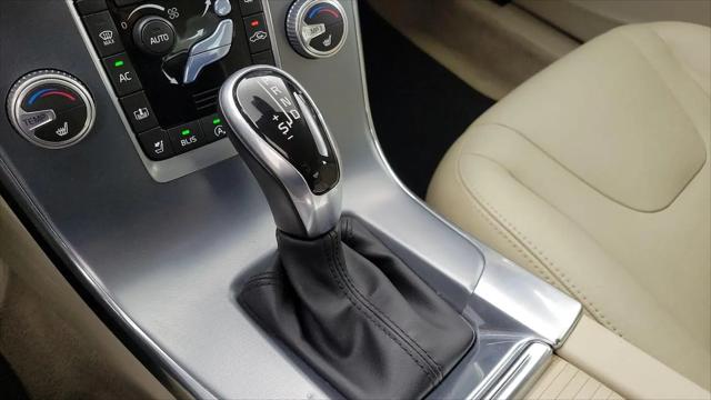 2016 Volvo S60 T5 Drive-E Premier