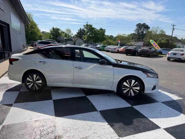 2020 Nissan Altima SL FWD