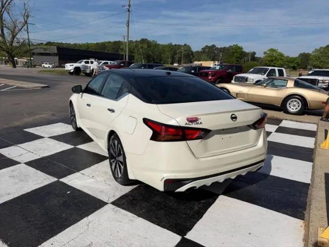 2020 Nissan Altima SL FWD