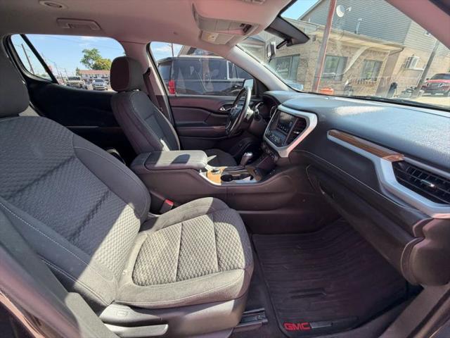 2017 GMC Acadia SLE-2