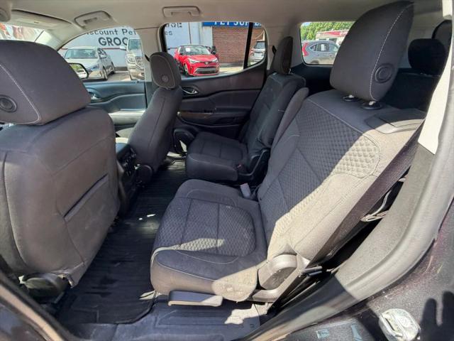 2017 GMC Acadia SLE-2