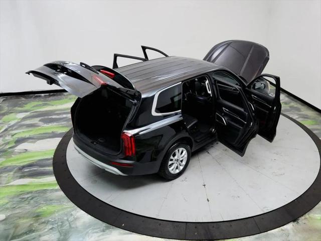 2022 Kia Telluride LX