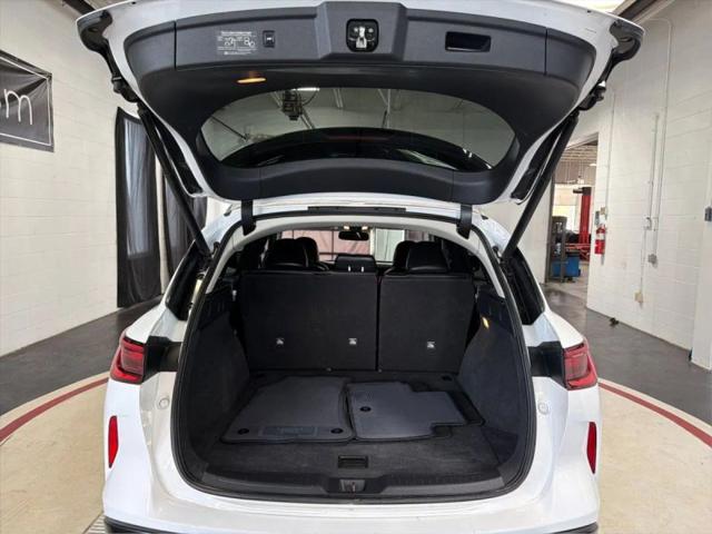2022 INFINITI QX50 LUXE AWD