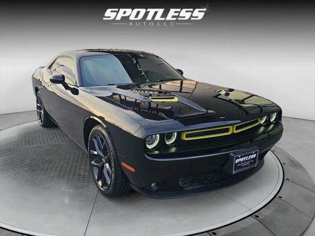 2022 Dodge Challenger SXT
