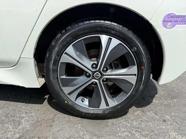 2018 Nissan LEAF SV