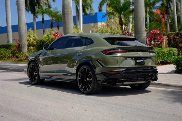 2024 Lamborghini Urus S