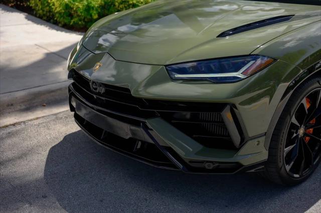 2024 Lamborghini Urus S