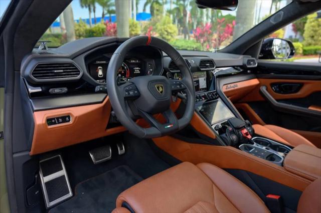 2024 Lamborghini Urus S