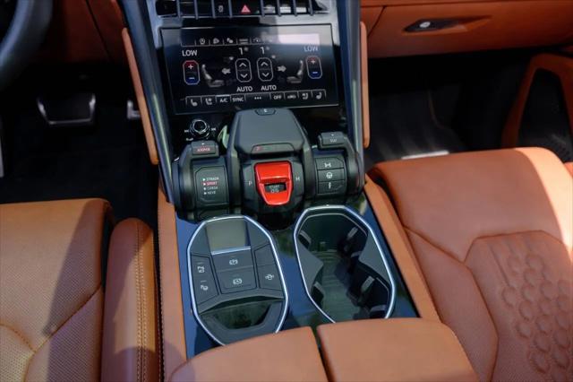 2024 Lamborghini Urus S