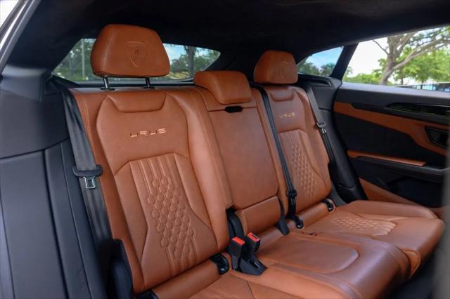 2024 Lamborghini Urus S