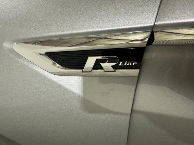 2021 Volkswagen Tiguan 2.0T SE R-Line Black