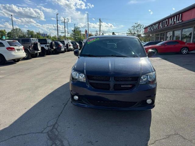 2016 Dodge Grand Caravan R/T