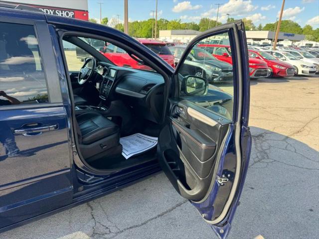 2016 Dodge Grand Caravan R/T