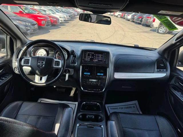 2016 Dodge Grand Caravan R/T