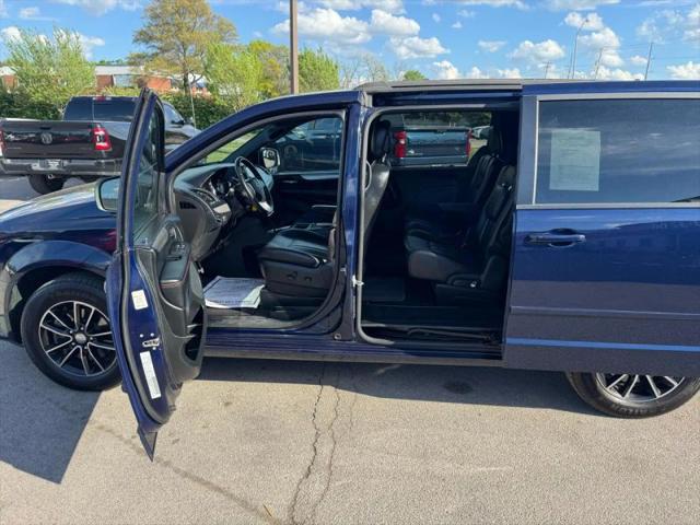 2016 Dodge Grand Caravan R/T