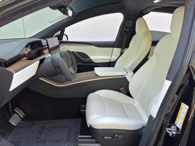 2023 Tesla Model X Standard Range