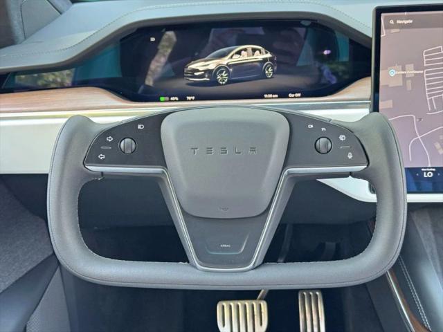 2023 Tesla Model X Standard Range