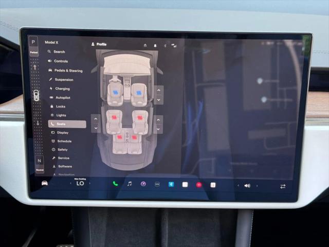 2023 Tesla Model X Standard Range