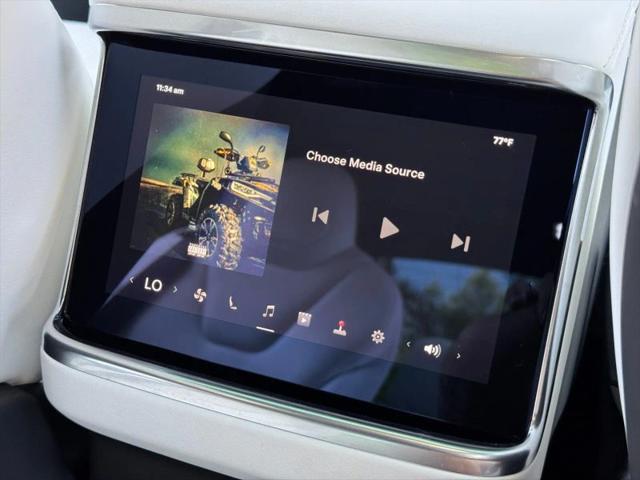 2023 Tesla Model X Standard Range
