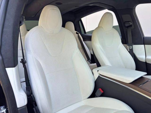 2023 Tesla Model X Standard Range
