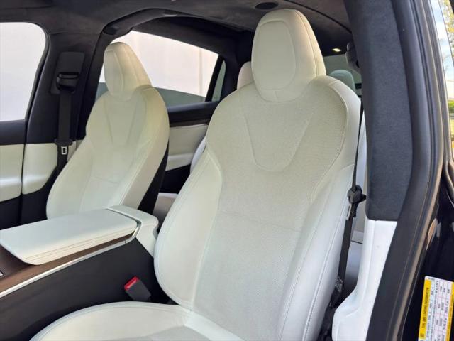 2023 Tesla Model X Standard Range