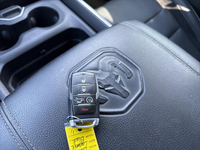 2020 Ram 1500 Laramie Crew Cab 4x4 5'7" Box