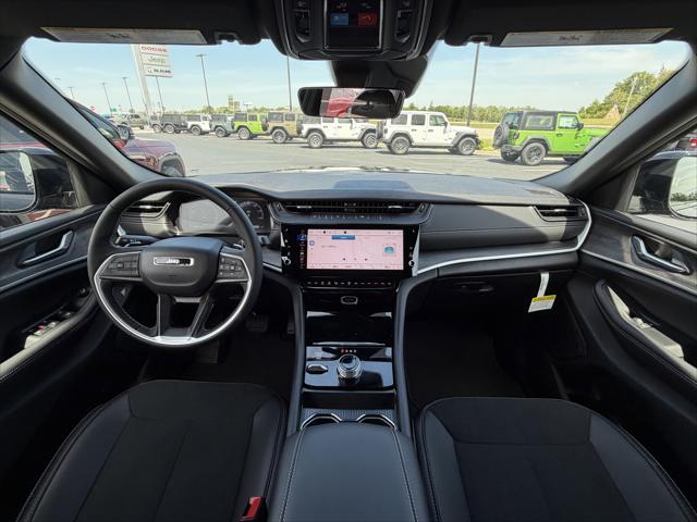 2026 Jeep Grand Cherokee L Altitude 4x4