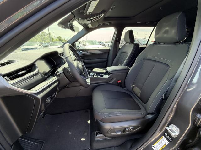 2026 Jeep Grand Cherokee L Altitude 4x4