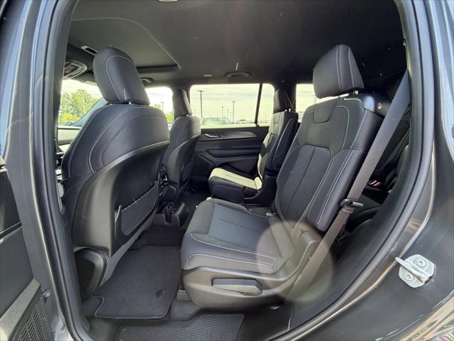 2026 Jeep Grand Cherokee L Altitude 4x4