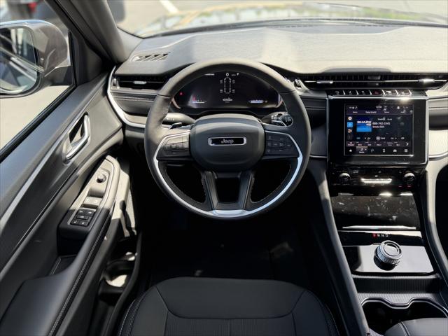 2026 Jeep Grand Cherokee L Altitude 4x4