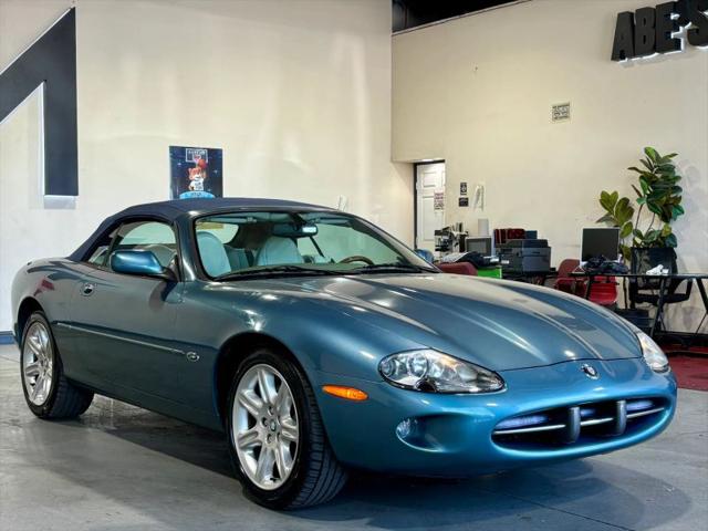 2000 Jaguar XK8 XK8