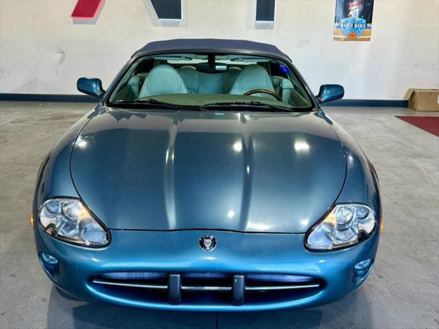 2000 Jaguar XK8 XK8