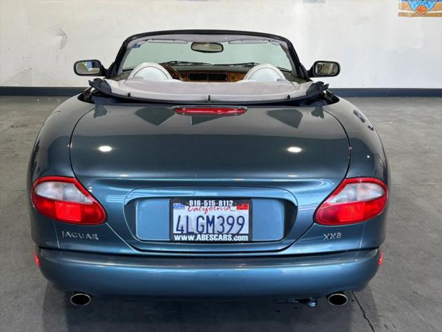 2000 Jaguar XK8 XK8
