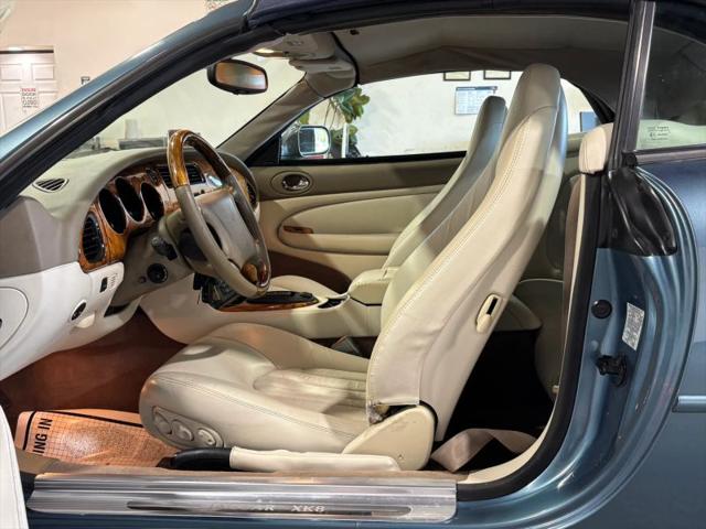 2000 Jaguar XK8 XK8