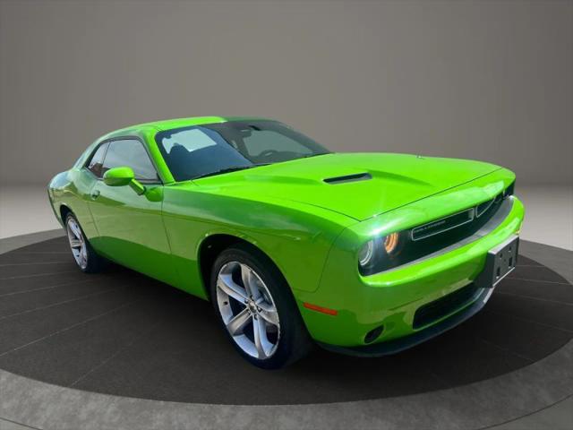 2017 Dodge Challenger SXT