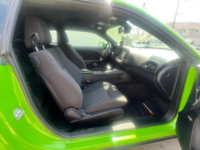 2017 Dodge Challenger SXT
