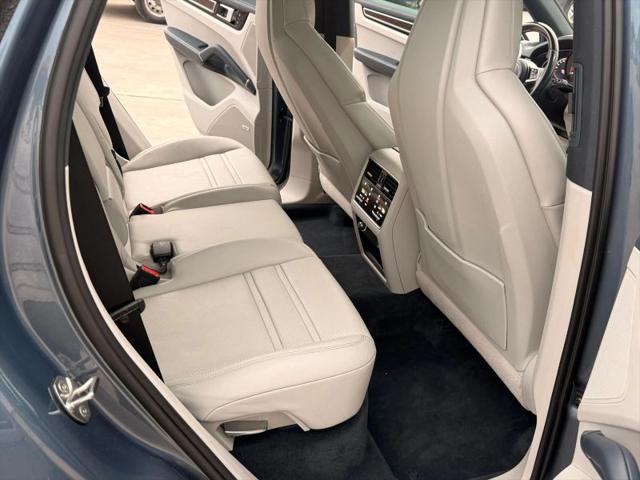 2019 Porsche Cayenne Base