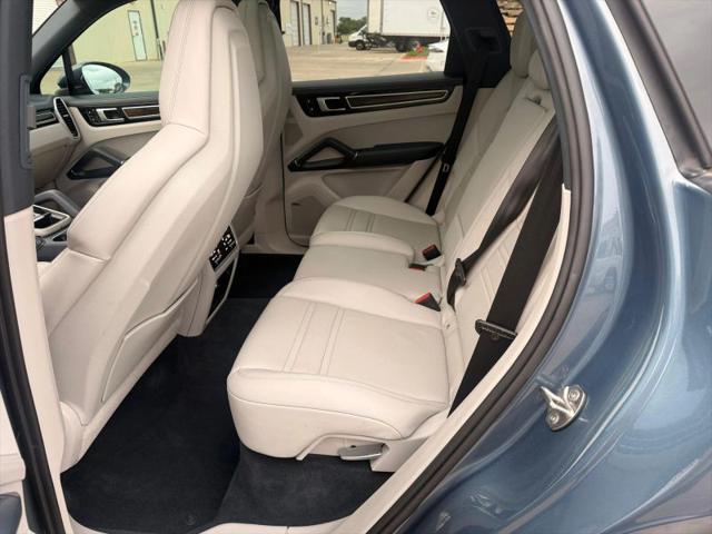 2019 Porsche Cayenne Base