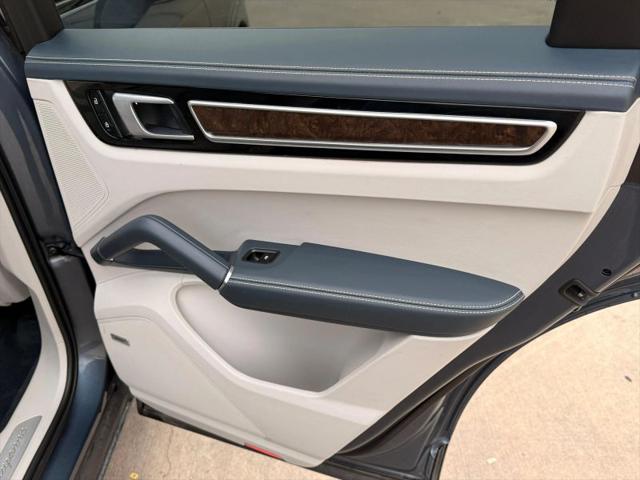 2019 Porsche Cayenne Base