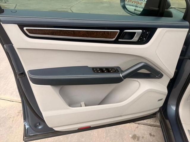 2019 Porsche Cayenne Base