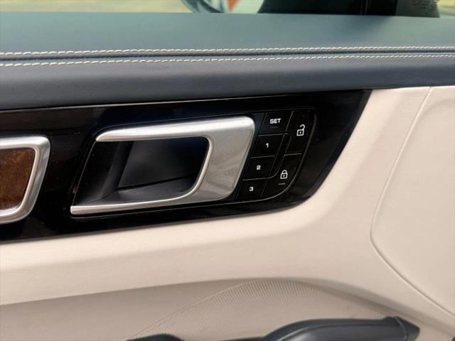 2019 Porsche Cayenne Base