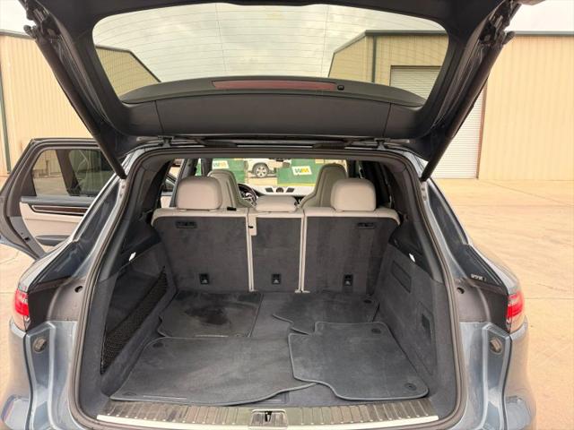 2019 Porsche Cayenne Base