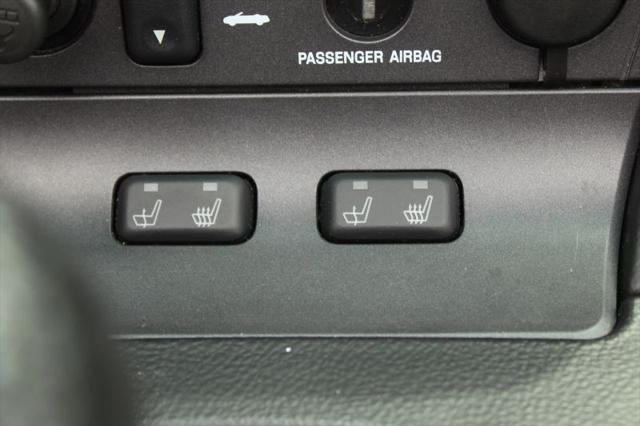 2004 Ford Thunderbird Pacific Coast