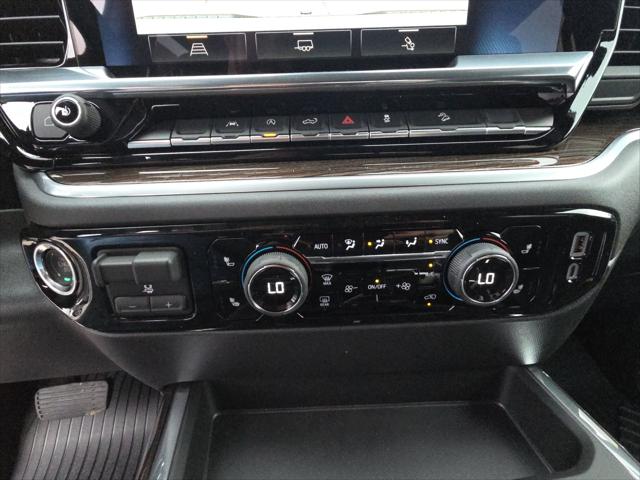 2026 Chevrolet Silverado 1500 4WD Crew Cab Short Bed RST