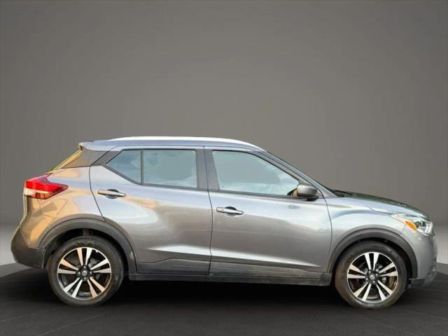 2020 Nissan Kicks SV Xtronic CVT