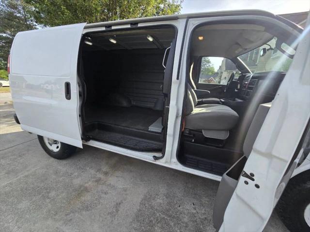 2019 Chevrolet Express Work Van