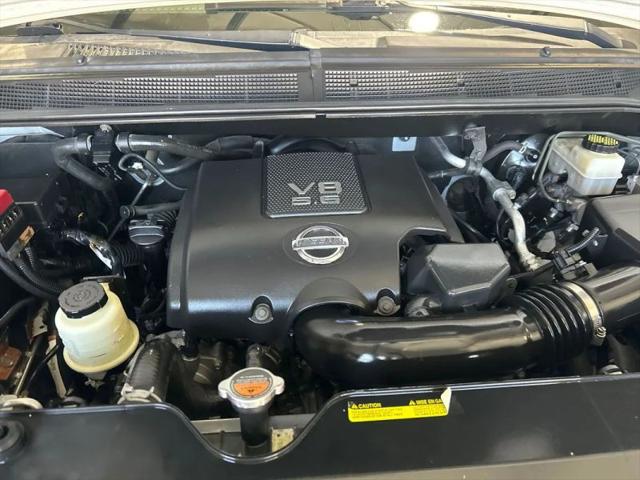 2013 Nissan Titan SV