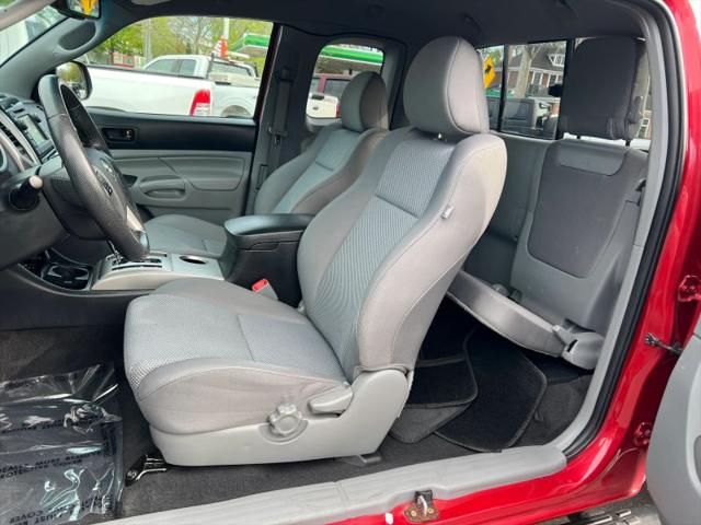 2013 Toyota Tacoma Base V6